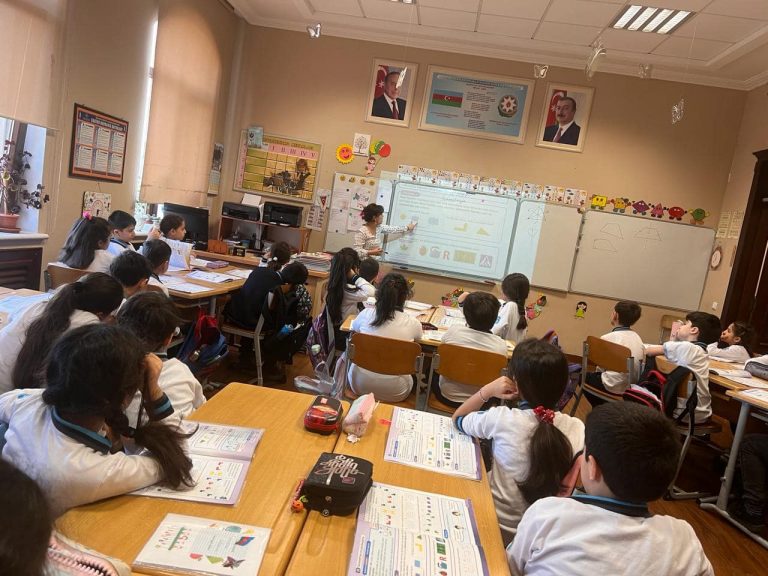 Bakı Şəhəri üzrə Təhsil İdarələrinin tabeliyində olan məktəblərdə metodik işin təşkilinə başlanılıb.